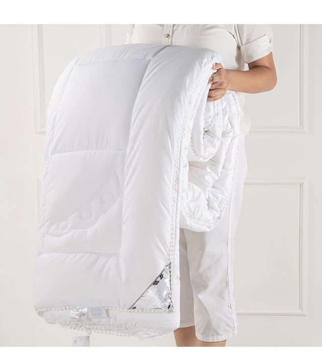 Buy Spread Spain White Lightweight Soyabean Quilt Online Tata CLiQ Luxury
