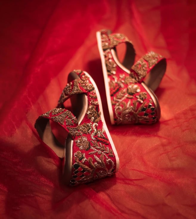 Victoria Wedges | Premium Golden Handmade Indian Wedding Heels –  aroundalways
