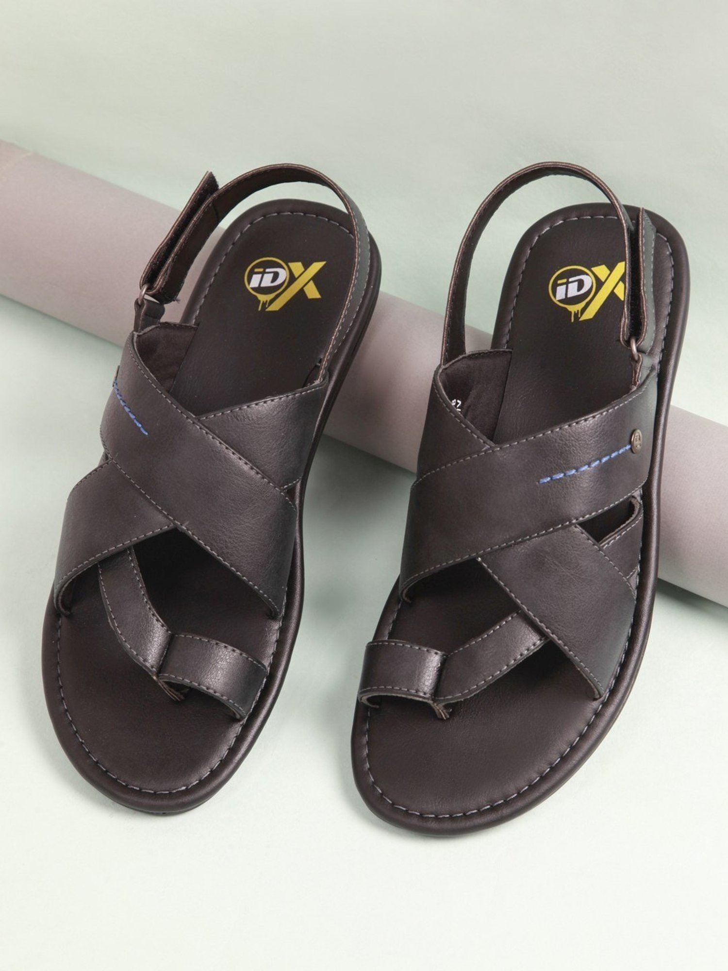 Sandal on sale black id