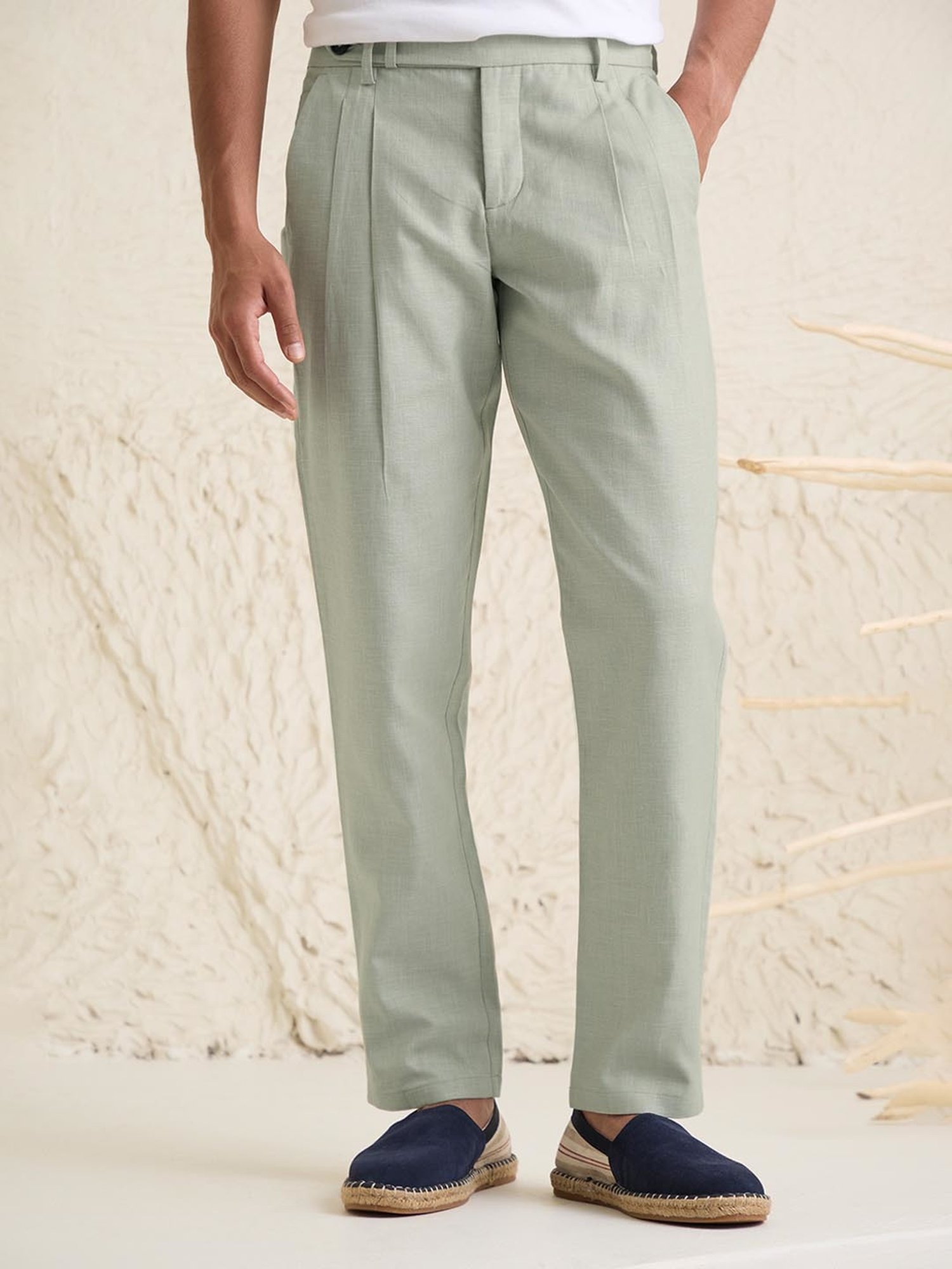 Dennis Lingo Men's Beige Solid Linen Trouser – DENNIS LINGO