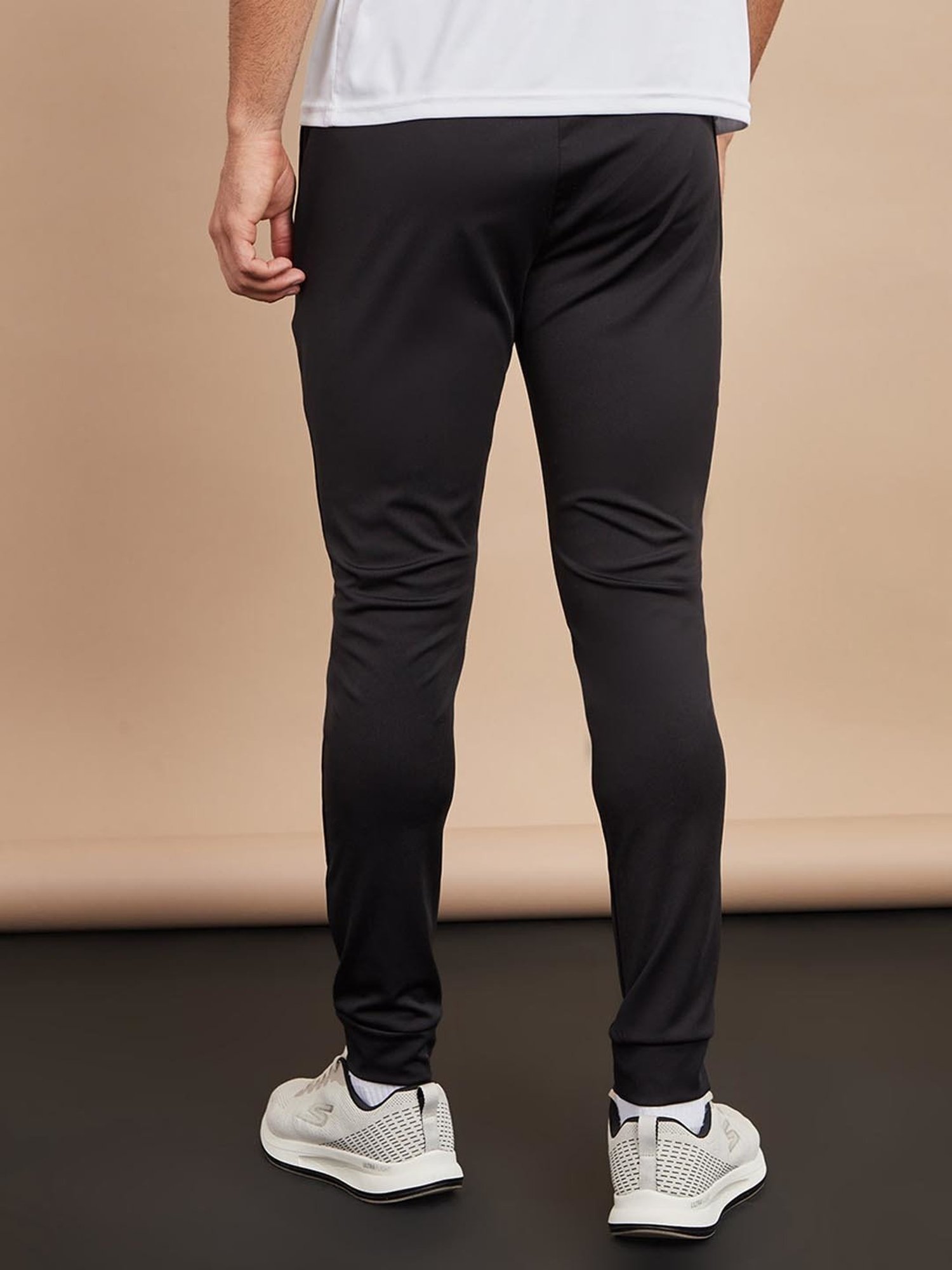 Men's Trackpant Jogger Regular Fit 560 With Side Panel for Gym