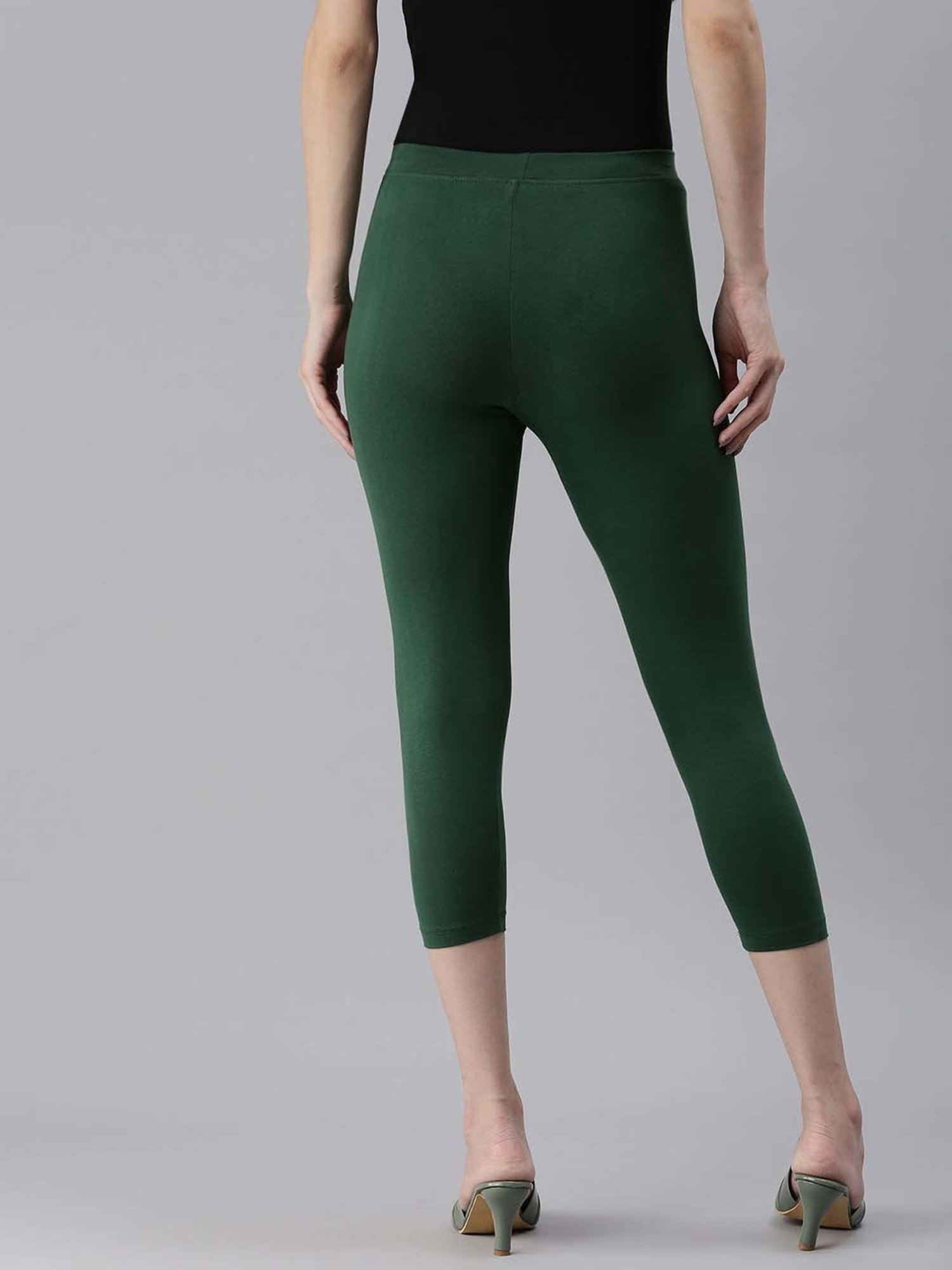 Buy online Pack Of 2 Ankle Length Leggings from Capris & Leggings for Women  by Valles365 By S.c. for ₹769 at 57% off | 2024 Limeroad.com