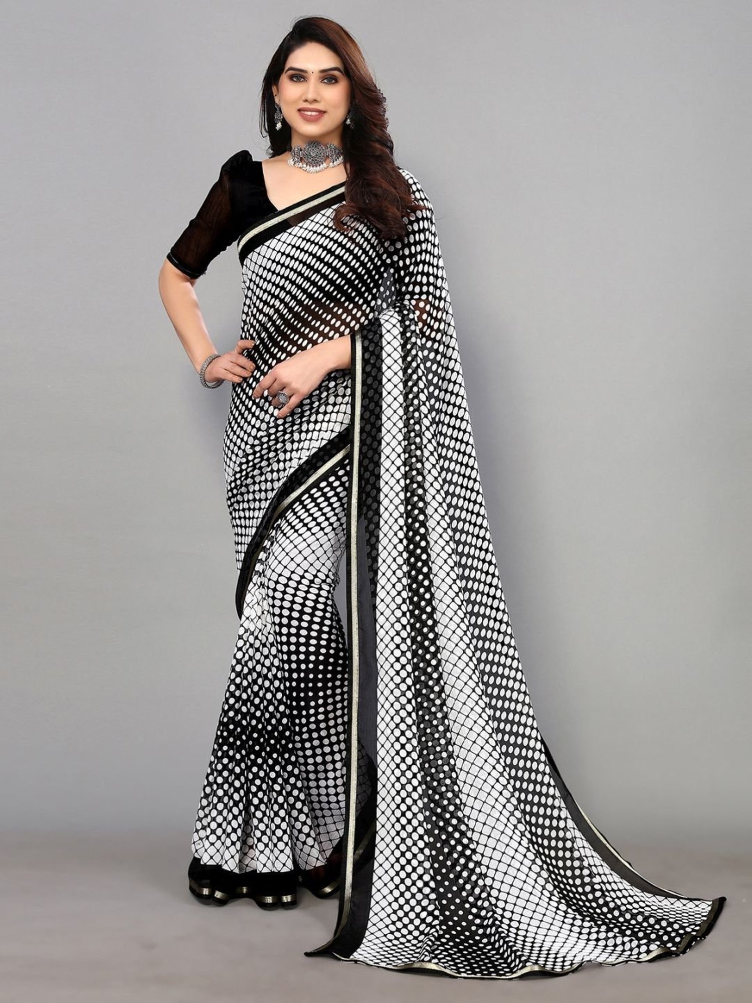 Black And White Polka Dot Saree – Beige Bag