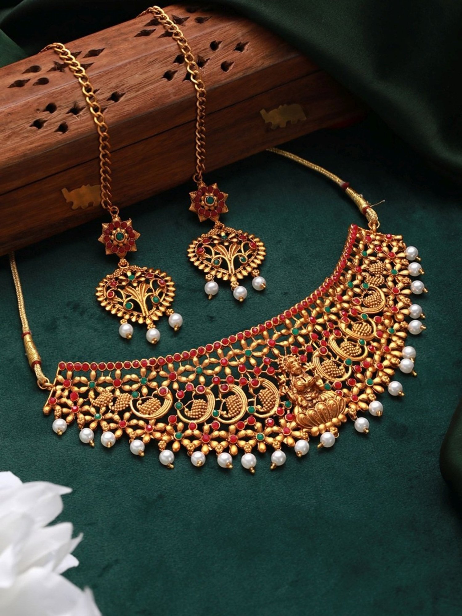 Buy Aatmana Multi Stone-Studded Temple Choker Necklace Set Online At Best  Price Tata CLiQ