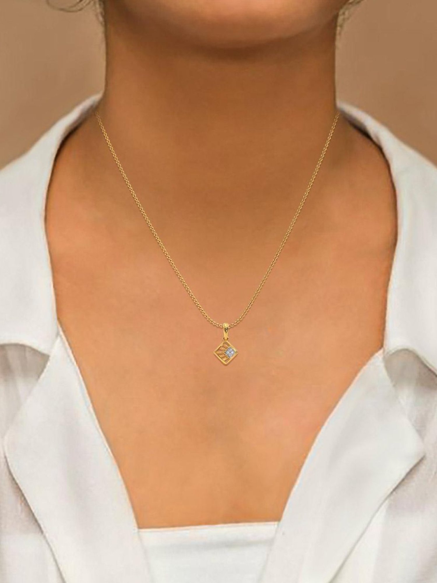 Butterfly Mini Pendant Gold-Toned Dainty Necklace, पेंडेंट हार, पेंडेंट  नेकलेस - Ayesha Fashion Private Limited | ID: 2851522679897