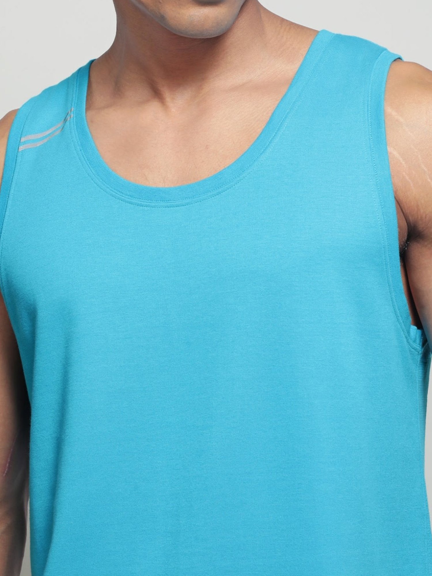 Ocean Is Calling Tank Top | Med | Deep Navy (DPNVY)