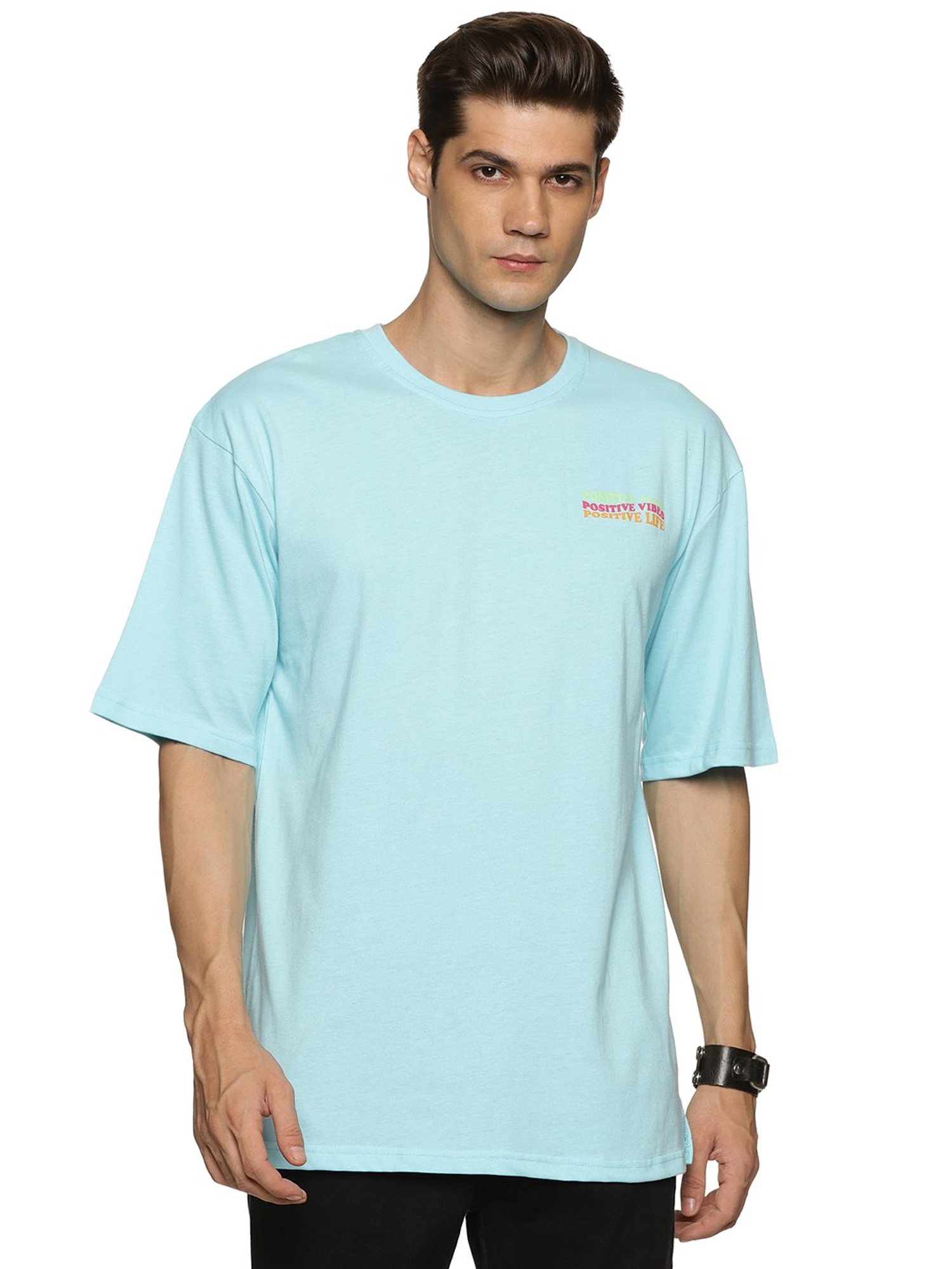 MP000000017894887_1348Wx2000H_