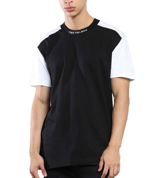 Buy Calvin Klein Jeans Black Cotton Regular Fit T-Shirt for Mens Online @  Tata CLiQ