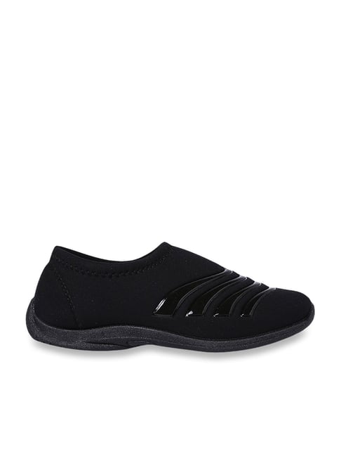 Bata aqua hot sale shoes