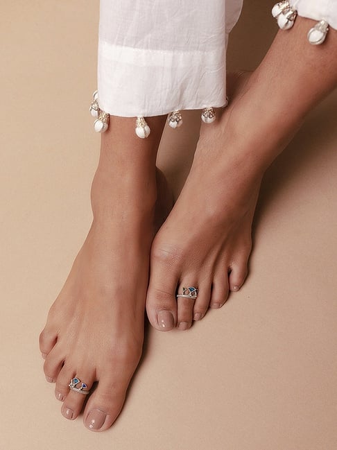 Silver Toe Rings Designs starting @ Rs. 468 -Shaya by CaratLane