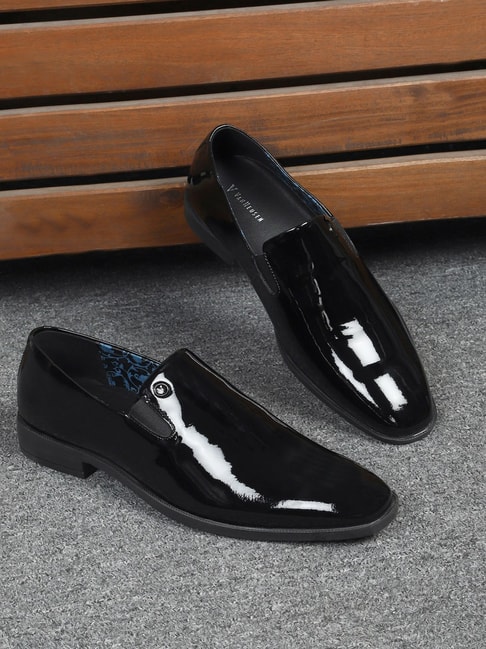 Buy Men Black Glossy Leather Formal Shoes online | Looksgud.in