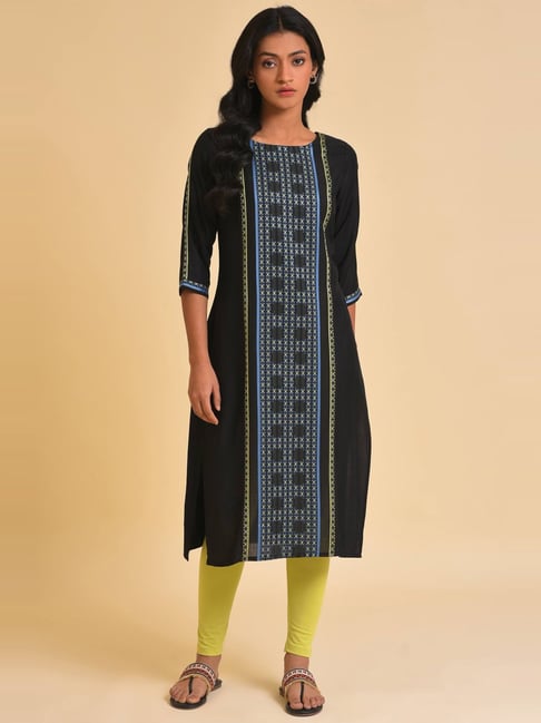 W on sale new kurtis