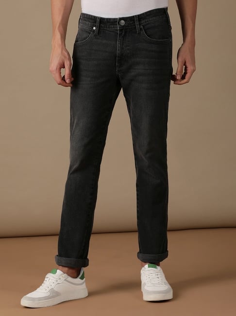 Wrangler Black Cotton Straight Fit Jeans-picture-25