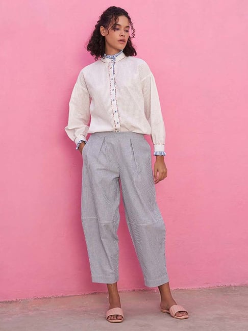 Abhishti White Cotton Chequered Shirt-picture-38