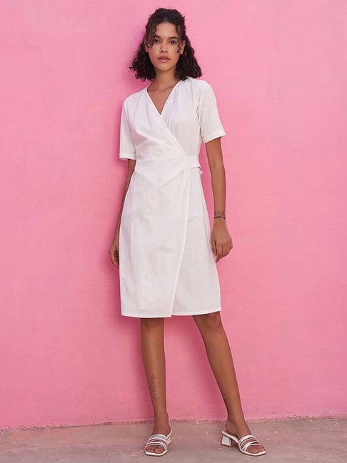 Gap white deals wrap dress