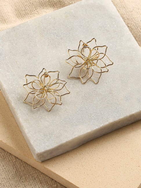 Trendy Gold Wire Flower Earrings - Etsy | Etsy earrings, Wire wrapped  jewelry, Flower earrings