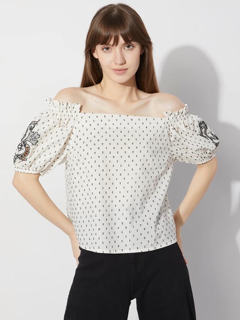 Vero Moda White Cotton Embroidered Top-picture-16