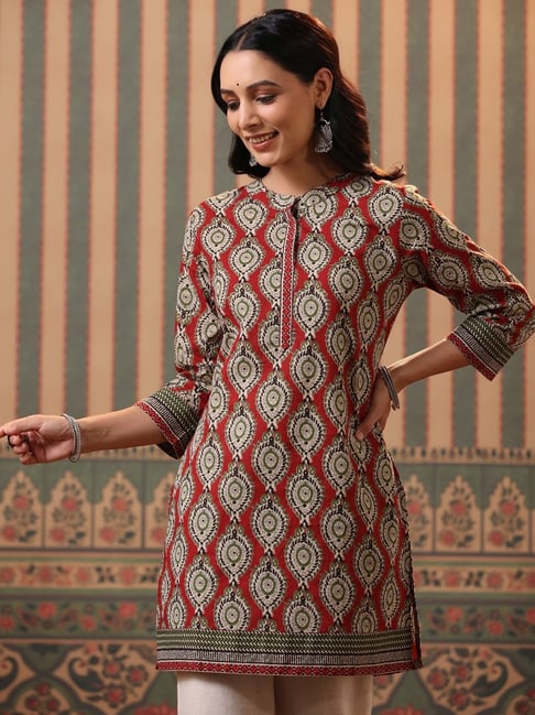 MULTI COLOUR - TUNIC KURTI IN COTTON SCHIFFLI FABRIC WITH BELL SLEEVES