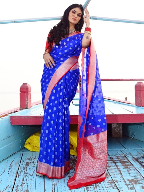 Beautiful Diva Alknanda in Blue and Red Pure Silk Saree | Pattu saree  blouse designs, Wedding saree blouse designs, Silk saree blouse designs