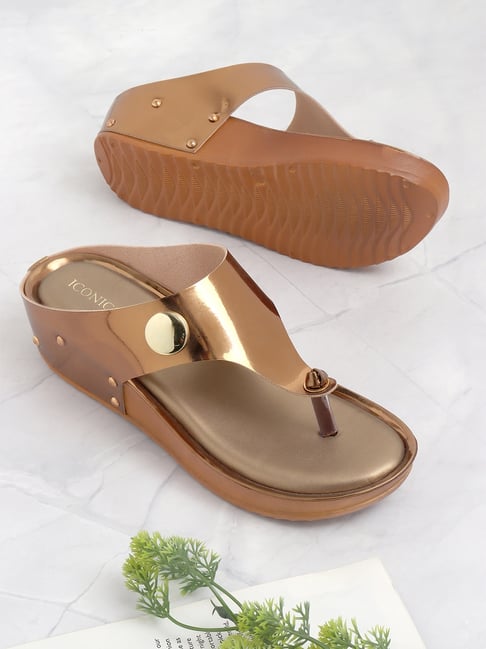 iconics women's antique gold thong wedges