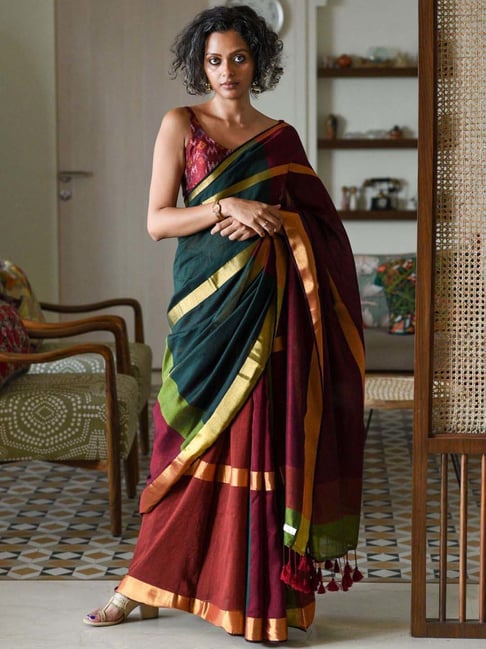 Buy G TEX Temple Border Daily Wear Silk Blend Saree (Maroon) Online at Best  Prices in India - JioMart.