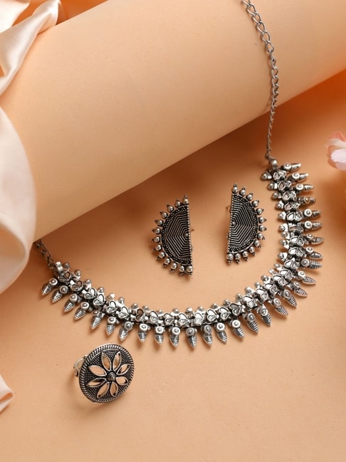 Pin by Indea on jewelry | Black metal jewelry, Silver jewelry fashion, Silver  jewelry accessories