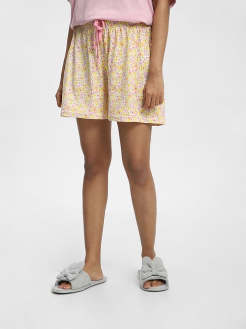 Buy Wunderlove Sleepwear by Westside Printed Off White Shorts for