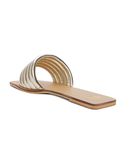 Amazon.com: Mzluyin Sparkly Sandals for Women 2023 Fashion Dressy Summer  Rhinestone Bling Flat Bottom Lightweight Comfortable Large Size Wide Width Slip  On Slide Sandals Open Toe Flip Flops (Gold, 7.5) : Sports