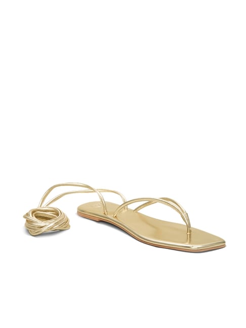 Prada Patent leather thong sandals - ShopStyle