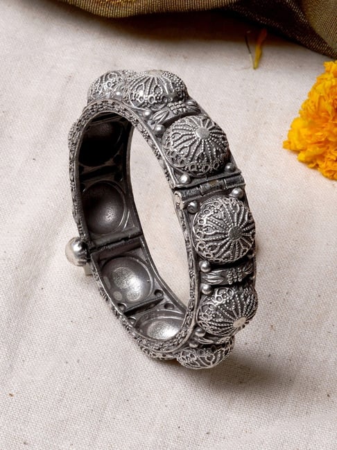 Buy Teejh Ethnic Jagrati Silver Oxidized Bangle for Women Online