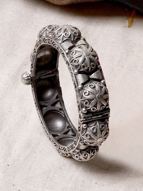 Teejh Ethnic  Avika Silver Oxidized Bangle for Women-picture-46