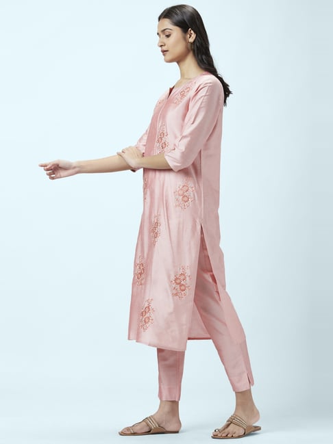 Rangmanch by Pantaloons Pink Embroidered Kurta Pant Set With Dupatta