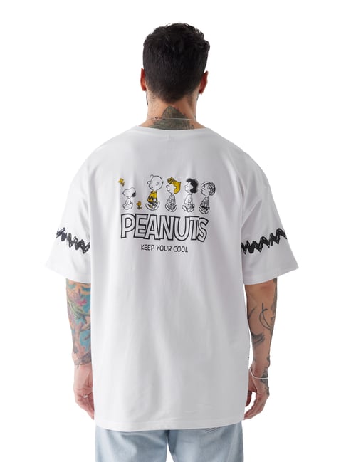 The Souled Store Peanuts: Keepin It Cool White Loose Fit Oversized