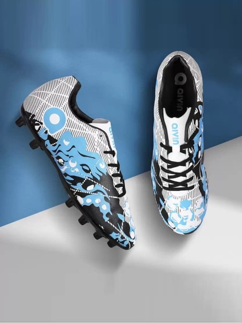 Cult football boots – best of the 2000s: Mercurial Vapors, Total 90s,  adiPures - The Athletic
