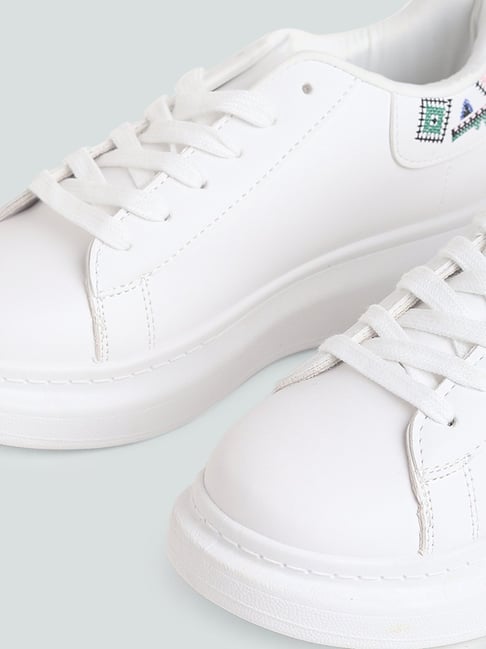 westside footwear luna blu