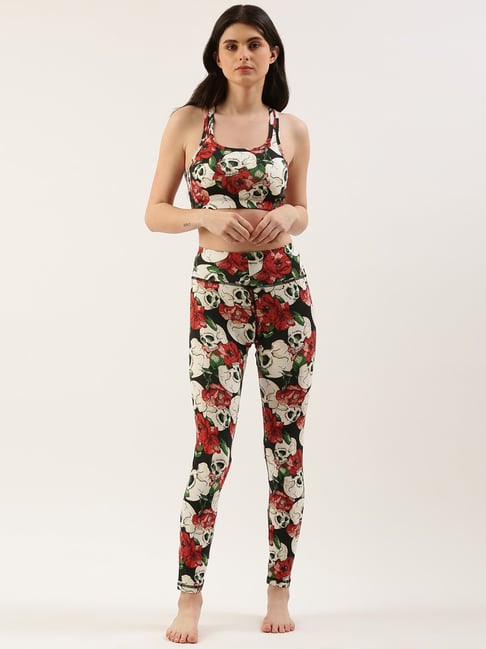 Buy online Black Printed Legging from Capris & Leggings for Women by Camey  for ₹299 at 25% off | 2024 Limeroad.com
