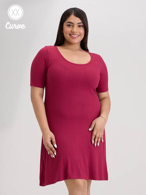 Curve clearance line dress