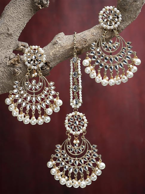 I Jewels 18K Gold Plated Traditional Big Kundan & Pearl Chandbali Earrings  with Maang Tikka Set for Women/Girls (TE3002W): Buy Online at Best Price in  UAE - Amazon.ae