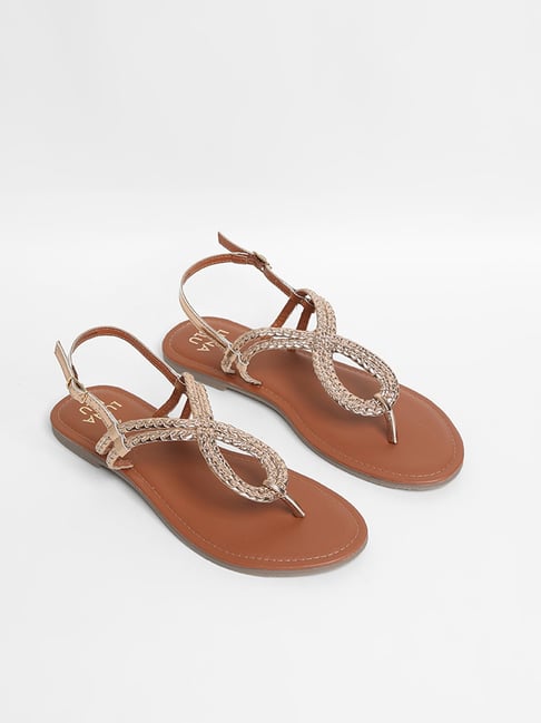 Buy LUNA BLU by Westside Light-Beige Toe-Ring Detailed Sandals Online at  best price at TataCLiQ