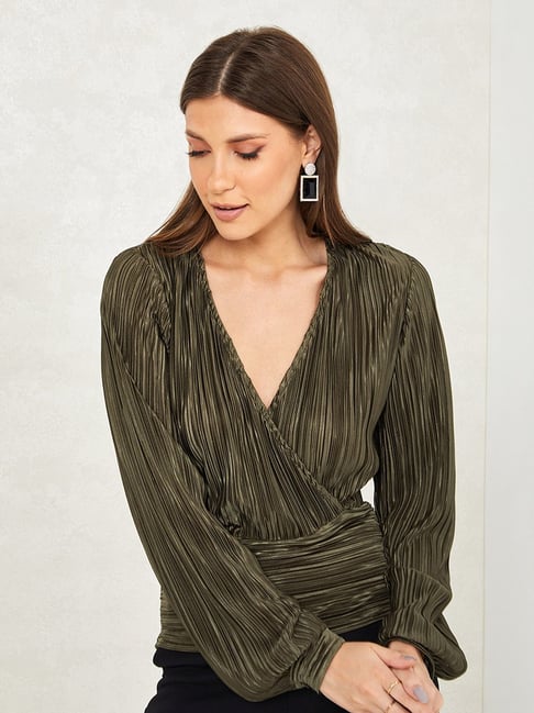 Wrap deals front top