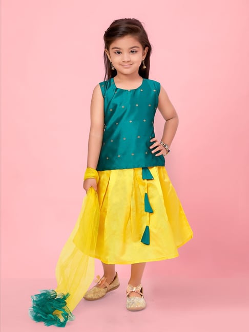Kids Designer Lehenga Choli at best price in Mumbai by Jeune Couture | ID:  6673945855