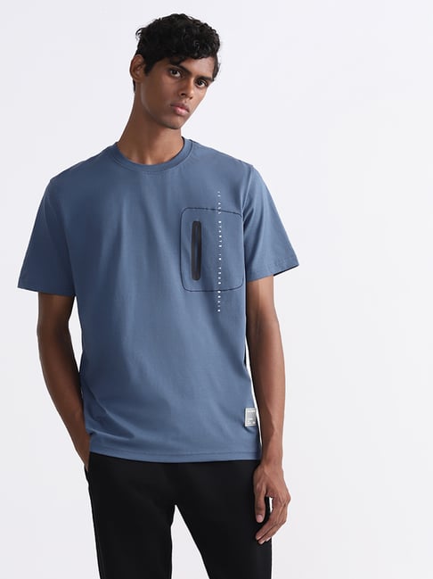 Seamless T-shirt in blue - And Wander