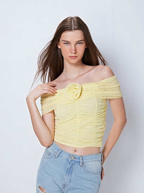 Cover story sales yellow top