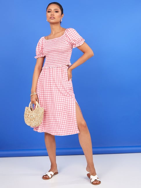 Pink midi outlet skirt co ord