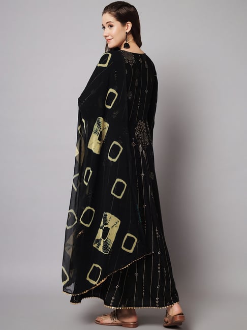 Lovely Black Color Gown With Digital Print Dupatta – bollywoodlehenga