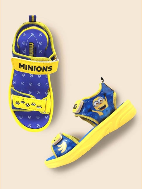 Kidsville Minions Printed Royal Blue Yellow Floater Sandals