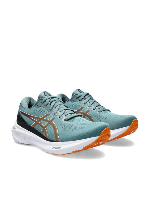 Asics green on sale running shoes