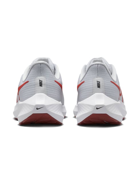 Buy Nike Men's Air Zoom Pegasus 39 White Running Shoes for Men at