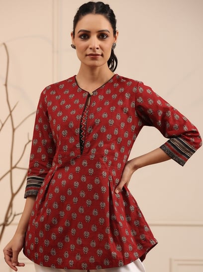 Knee Long Round Neck Women Maroon Cotton Kurti Trouser Set, Size