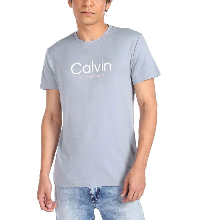 Buy Calvin Klein Jeans Light Grey Slim Fit T-Shirt for Men Online @ CLiQ Luxury